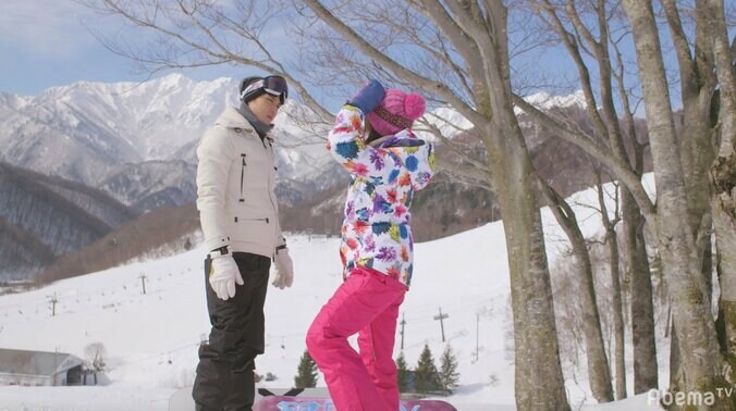 平祐奈の顔の雪をはらって…磯村勇斗のツンデレ対応がゲレンデも溶けるレベル 4枚目