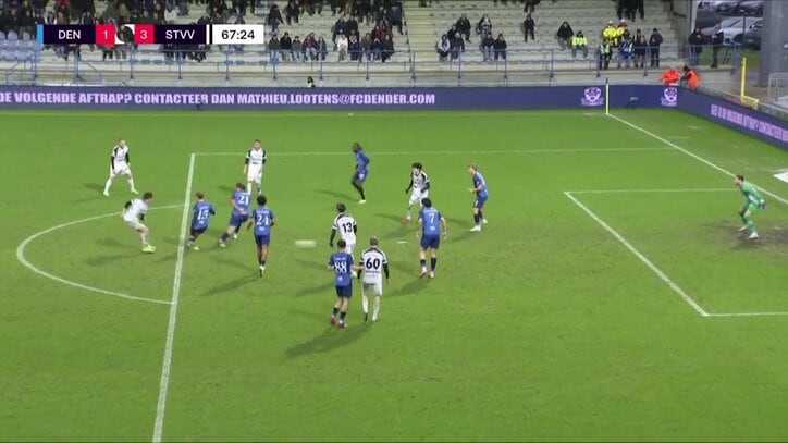 【映像】逆を突く股抜きシュート