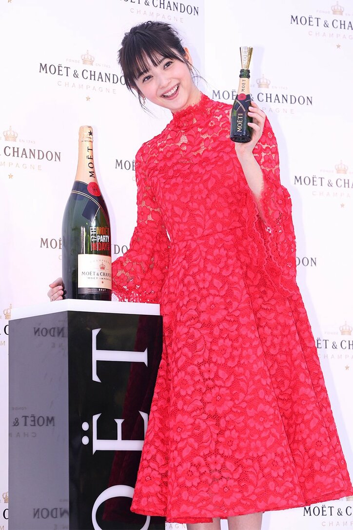 “新婚”佐々木希　「幸せオーラ、キラキラしている」との声に大照れ