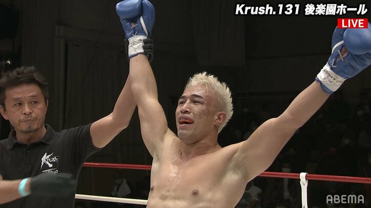 「ダメだ、ダメだ！」重量級の壮絶KOに実況絶叫 カウンター被弾でフリーズ→前のめりダウンに騒然