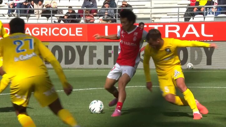  【映像】30m独走→相手2枚翻弄の連続キックフェイント