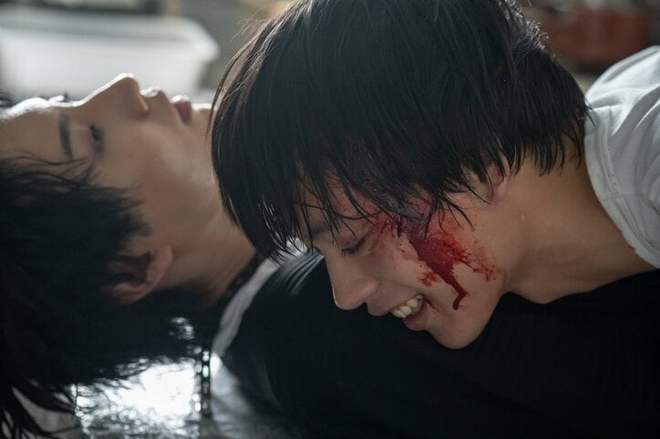 半グレの兄に刺されて救急搬送も、学校に通えるように…ヤングケアラー武藤(水沢林太郎)の姿に涙『覆面D』最終話