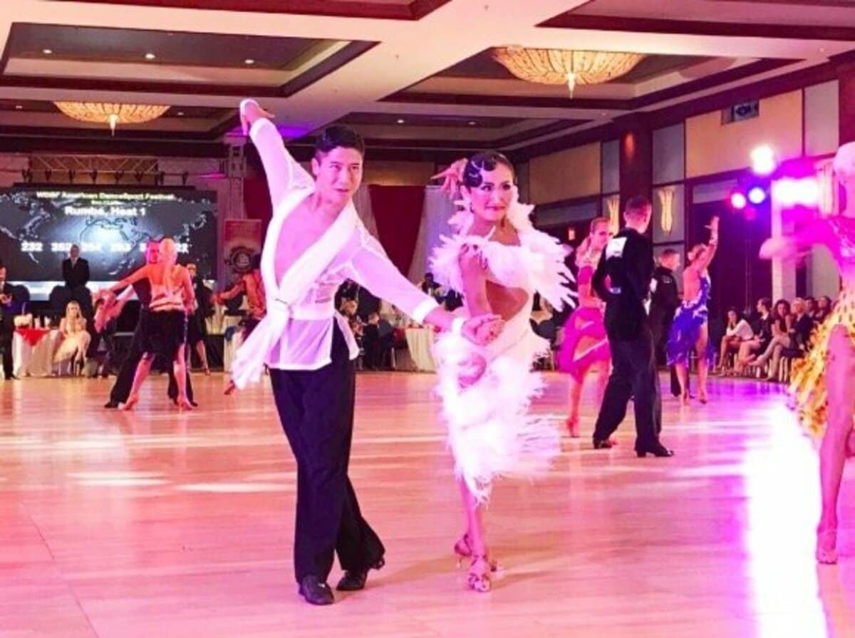 キンタロー ロペスとの最後の社交ダンス結果を報告 号泣した 美しすぎる と称賛の声 話題 Abema Times