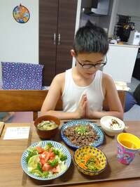 山田花子『昨日の晩ごはん』