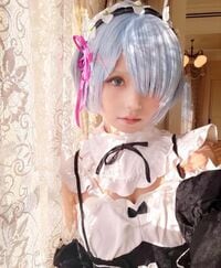 コスプレイヤー・KURUMI、「リゼロ」レムに扮した美麗ショットに国内外から称賛続々「優しい眼差し最高」