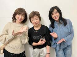 早見優、“花の82年組同期”らとの3ショット公開「ミュージカルを観劇しました」