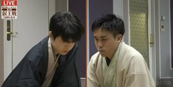 藤井聡太叡王VS菅井竜也八段 注目の戦型は「三間飛車」に 形勢ほぼ互角も解説陣「心理的には菅井八段がポイントを稼いだのでは」／将棋・叡王戦五番勝負