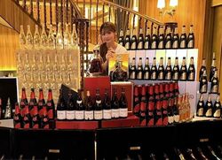 現役立教大生のキャバ嬢、2年連続で1億円超え！同級生の男子は「赤ちゃんに見える」