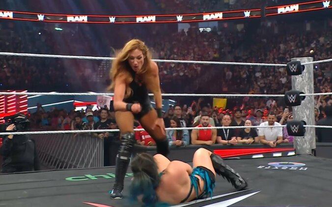 怒り狂うベッキー・リンチ