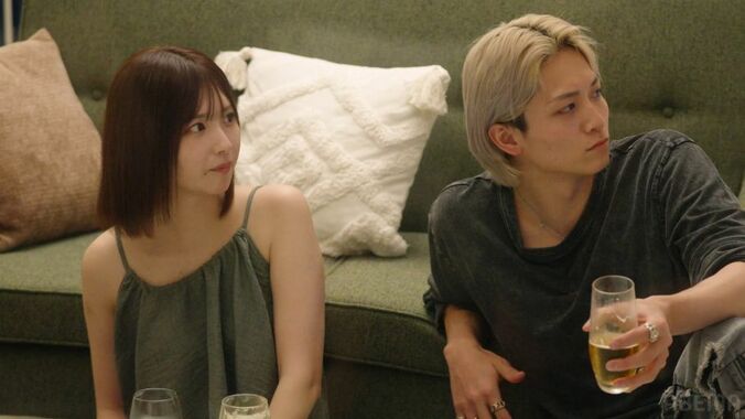 【写真・画像】元アイドル、イケメン俳優に口説かれベットイン！「これいいの？」「ムチャクチャなるよ！」スタジオ総立ち　2枚目