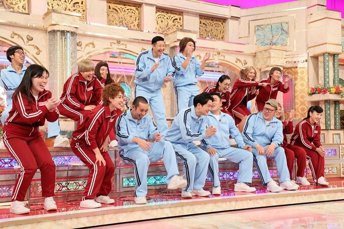 丸山桂里奈、「奇跡の1枚」で中条あやみも驚きのビキニ美女に？ 2枚目