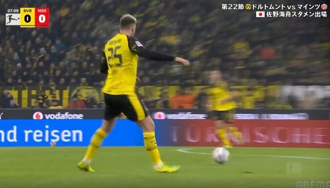 「ナメすぎやろ」元ドイツ代表DFが“まさかの異変”「これはダメ」「気になるな」解説者も苦言を呈した“ありえない姿”にファン反応 2枚目