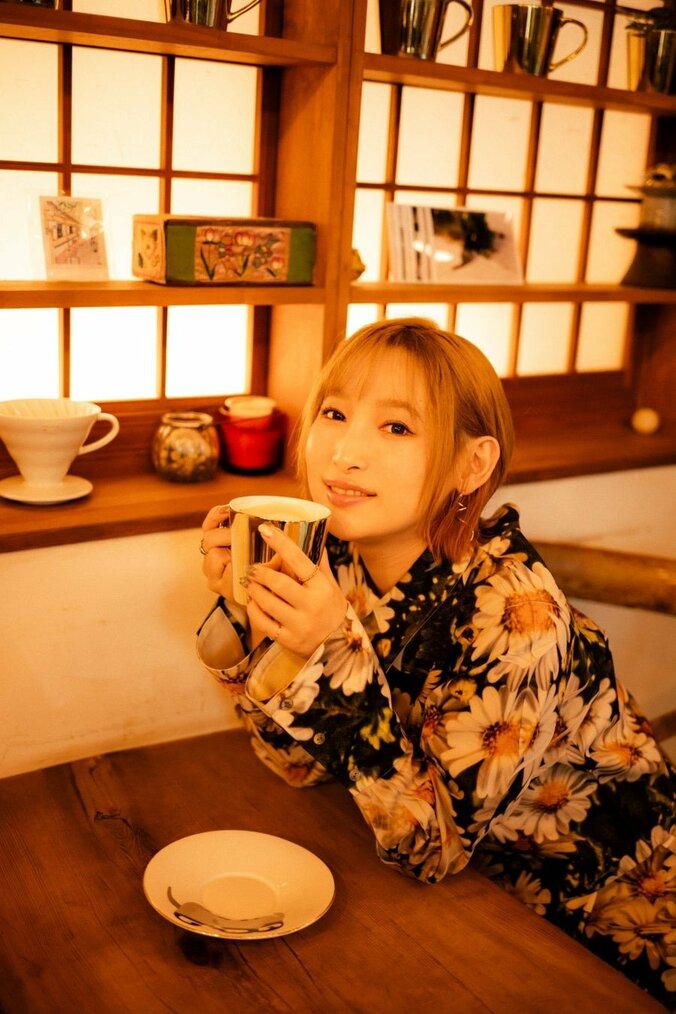 「南條愛乃フォトブック スキップトリップ in Korea」(東京ニュース通信社発行)