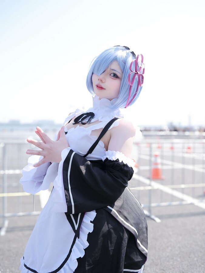 【写真・画像】『Re:ゼロから始める異世界生活』レムコスプレ画像　3枚目
