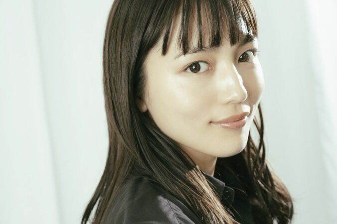 川口春奈「観ていて悔しくなるくらい面白い作品がある」オール韓国ロケで再燃、映画『聖地X』インタビュー 8枚目