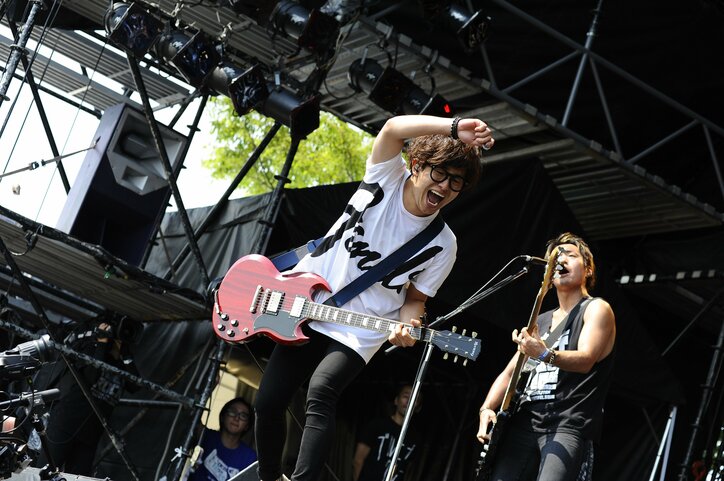 ゲスの極み乙女。、サカナ、THE BAWDIESらにオーディエンス歓喜 ライブ写真とセットリストを公開【メトロック2016 東京開催day1】
