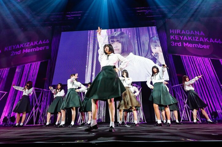【詳報】坂道最年少のメンバー、元銀行員のメンバーも!先輩が見守る中、欅坂46の二期生・けやき坂46三期生が「お見立て会」