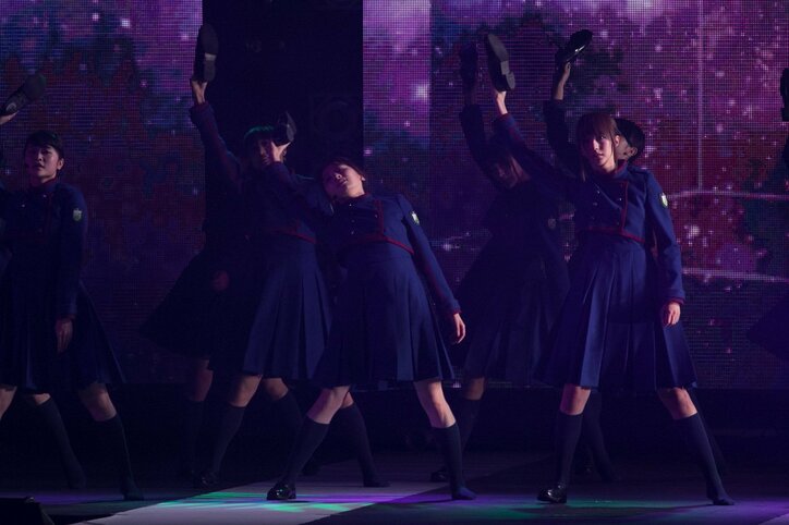 【画像集】欅坂46がガールズアワードに登場、平手・梨加・理佐・小林・土生はランウェイも
