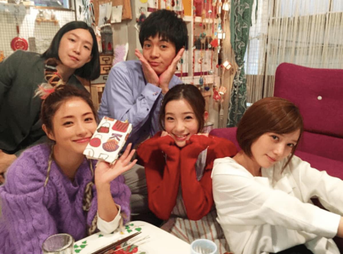 石原さとみ、本田翼らの「地味スゴじゃなくてスゴイ女子会」写真