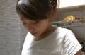 交際2ヶ月でスピード妊娠…ブラジル人ハーフの元夫の“報告時の言葉”にシンママ美女が大ショック「忘れない」