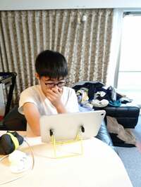 山田花子『朝から泣いてはるわ！』