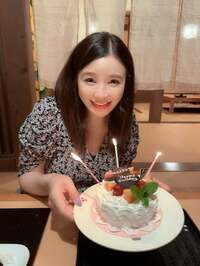 手島優『41歳になりましたーーーー!けど。。』