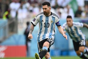 【W杯】メッシが今大会初ゴール！　サウジアラビア戦でPK沈めて通算7得点目