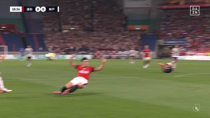 「何やってんだよ」浦和DF、痛恨
