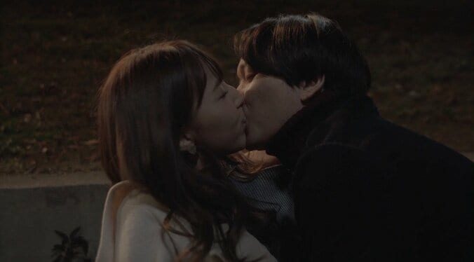 「ガッチガチにして」はプレッシャー？『やれたかも委員会』三上悠亜演じる女子大生のセリフに男性視聴者も怖気付く 5枚目