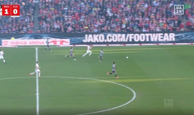 「ドン引きやん」佐野海舟、目を疑う“まさかの展開”「すげえw」「速すぎじゃね？」驚異の“爆速プレスバック”にスタジアムから拍手 5枚目