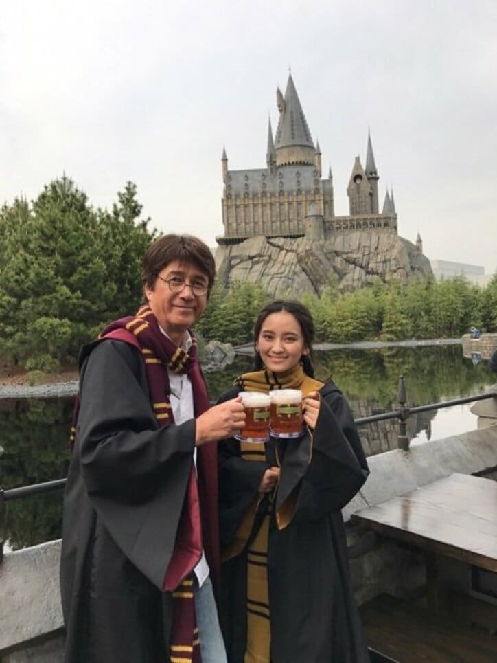 草刈正雄　岡田結実とハリポタのコスプレ2ショット公開