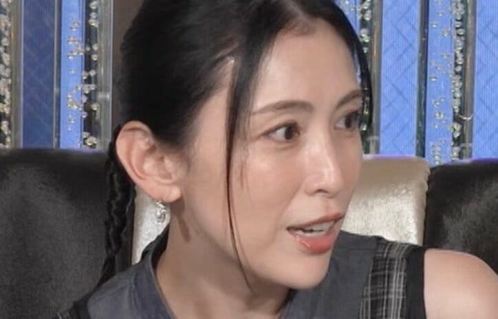 【写真・画像】雛形あきこ(48)、22年ぶりに水着姿解禁「変わりないプロポーション!」「だいぶセクシー」絶賛の声 1枚目