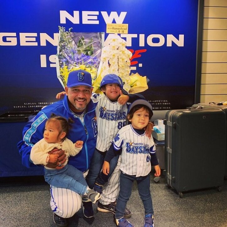 アレックス・ラミレスの妻、アメブロを開設「賑やかすぎる生活を記録できたら」