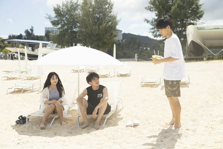 男子たちから猛アピールされる清楚系高1美女・まじゅ、本命は?『恋ステ 2021秋 沖縄』第2話