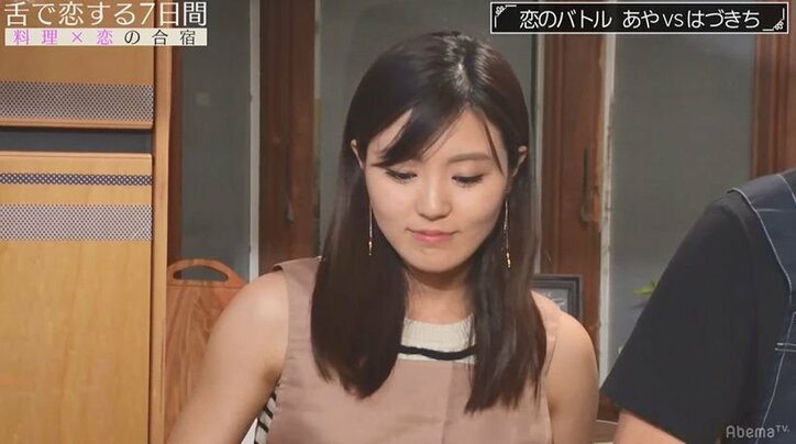 「お前ら、2日目の距離感じゃない」「イチャつくのやめて」積極的グラドルと肉食ファイターの仲に他メンバーが苦言！？