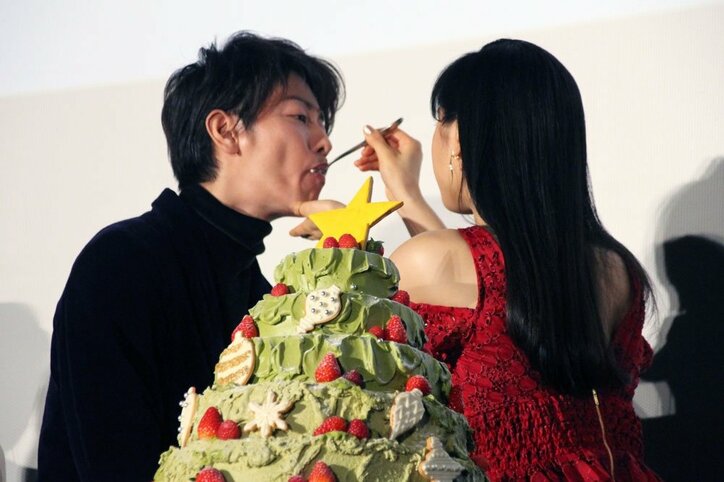 土屋太鳳、佐藤健からの手紙に涙「同じ時代に生きられて良かった」