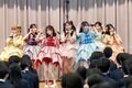 FRUITS ZIPPERが“高校入学式”にサプライズ登場！ 驚きすぎて高校生たちに“異変”…生アイドルに「お口あんぐり」の一部始終