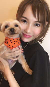 上原さくら『私もベルも髪の毛切りたて!』