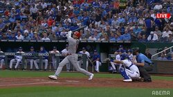 大谷翔平、21号特大弾の直後に両ファンが見せた“対照的”なリアクションが面白い