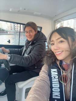 川崎麻世、クルージングを楽しんだことを報告「俺が操船して、妻が魚を捌いて…」