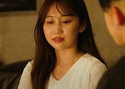 30歳美人エステティシャン、プロポーズされるも「入籍は子供ができてから」彼から結婚延期を告げられ呆然