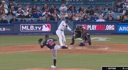 ガンガン振ってきた！大谷翔平、技あり“爆速ヒット”「オーラ全開」 初球からフルスイングの積極的打撃「これぞ大谷さん」