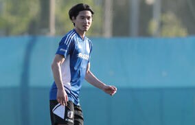 「怒りのモチベーション」リバプールで不遇のシーズンを送った南野拓実、W杯までの成長を考え「いろいろ決断できれば」