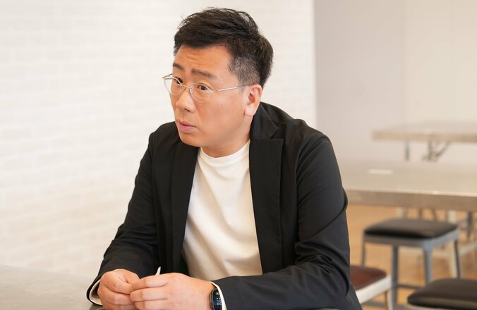 「真摯で一途、その人柄に惹かれました」古家正亨、シウミン（EXO）の魅力を語る