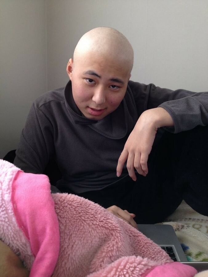 SF小説家人間六度さんの母、白血病の息子のためにドナーバンクへ電話「多分見つからないだろう」  1枚目