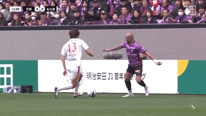 無双！「えげつない」J1月間MVPの“魔法の股抜き突破”にSNS騒然！京都トゥーリオに「今季Jリーグで見とって一番楽しい」「人間やめてる」の声 3枚目