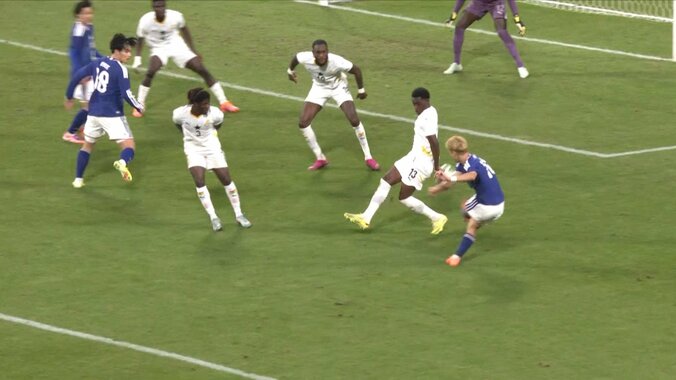 「それはメッシです！」堂安律の“４人翻弄スーパーゴール”が「ロッベンに見えたわ」「ほぼサラー」スター彷彿論でSNS沸騰 4枚目