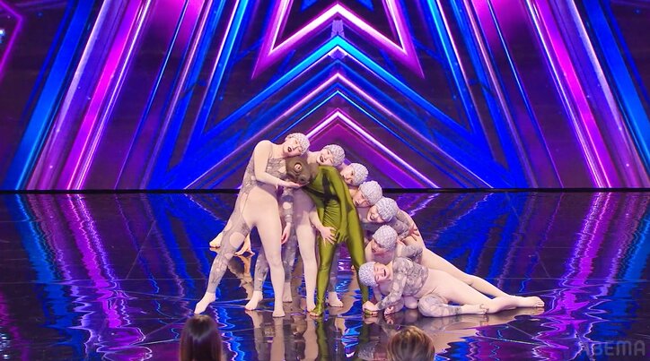 15歳〜22歳 若者たちの前衛的なパフォーマンスにGACKT感動「前衛アートというものが日本では普及しない。この子たちに僕は期待したい」