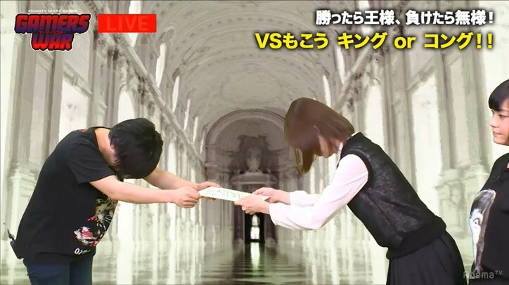 プロゲーマー「もこう」、逆コントローラーでも「ぷよ対決」圧勝