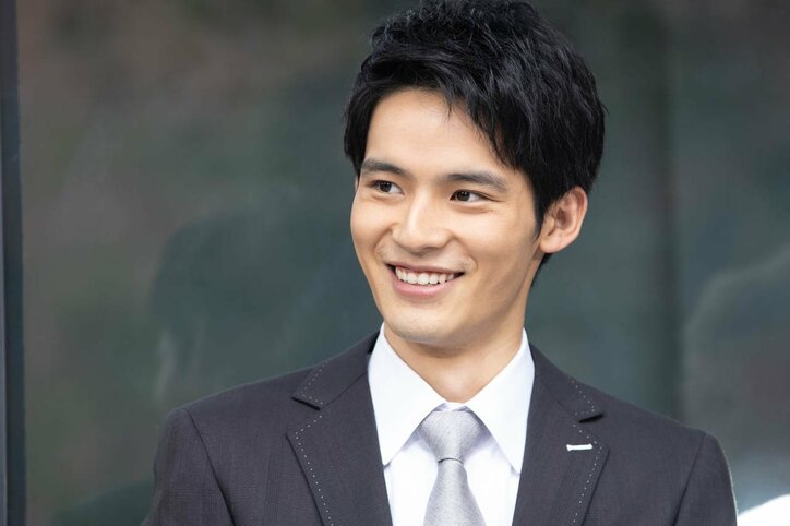 岡田健史、犬飼貴丈の印象は「プリウス」「すっと言葉を出してくださる」